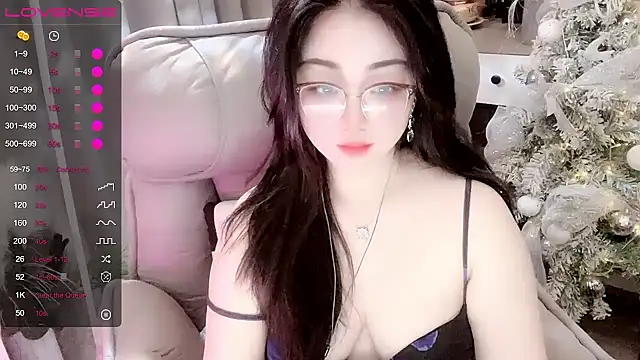 Monica-666888- webcam