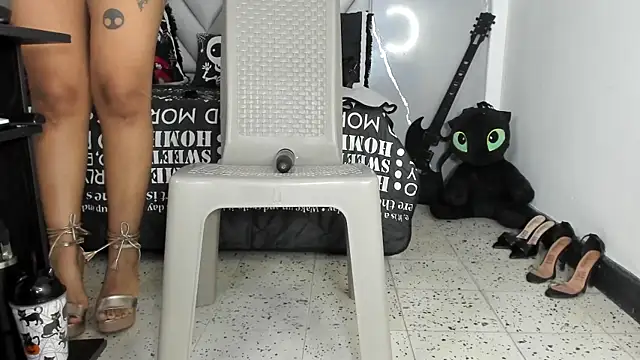 MirandaHaguen webcam