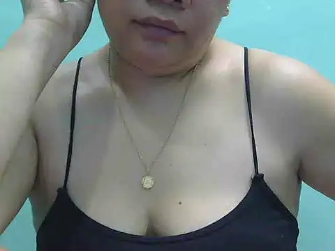 Charmingchub webcam