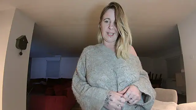 delichieuse5 - Delichieuse5's free webcam - UK Sex Cams