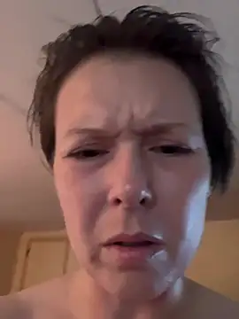 cumforevery1ntitties2 - CUMFOREVERY1nTitTiES2's free webcam - UK Sex Cams