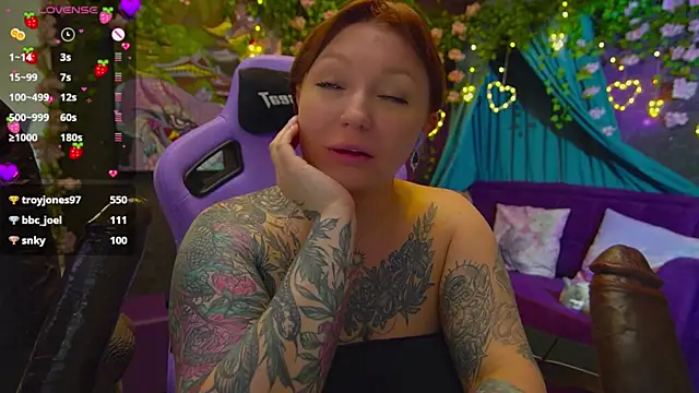 BlackedBarbie webcam