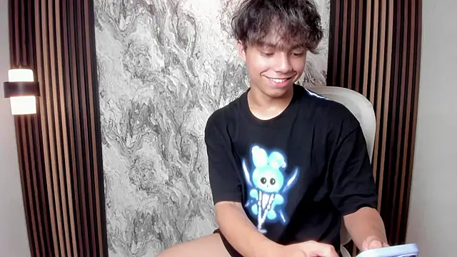 Honeymoon_sariel webcam