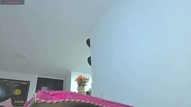 isabella_pearl_ webcam