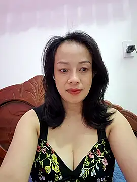 baby-bigboobs2026 - Baby-bigboobs2026's free webcam - UK Sex Cams