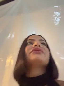 Irina_Velvett webcam