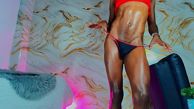 EbonyHansNight webcam