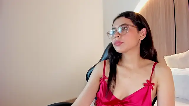 desireee_ - Desireee_'s free webcam - UK Sex Cams