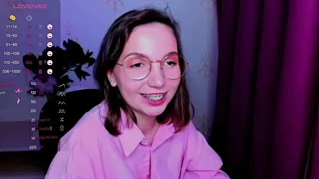 KindHazelHere_ webcam