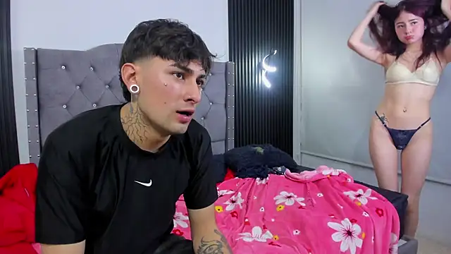 kenji_n_rousse - Kenji_n_Rousse's free webcam - UK Sex Cams