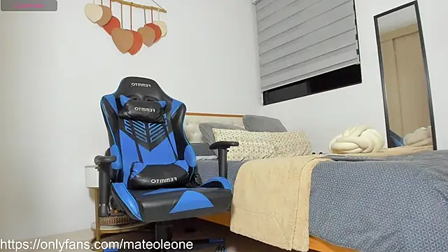 mateoleonee - Mateoleonee's free webcam - UK Sex Cams