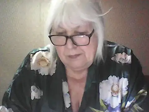 alexia64231 - Alexia64231's free webcam - UK Sex Cams