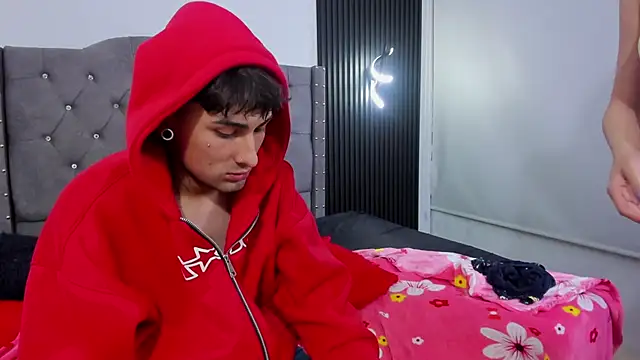 Kenji_n_Rousse webcam