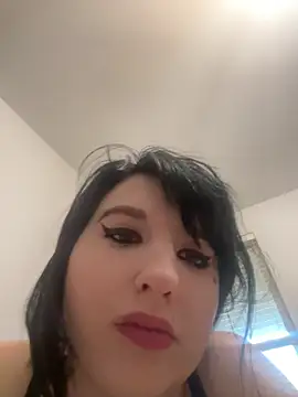 Courtneysinclair webcam