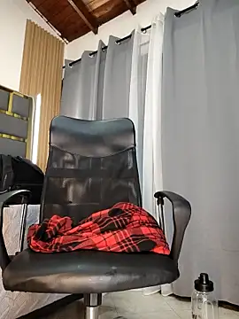 Oliver_bigblack_cock webcam