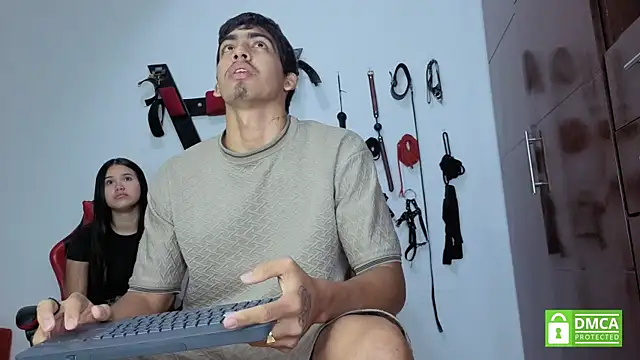 Grace_and_Milo webcam