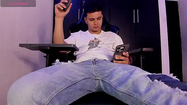 liam_mateo - Liam_Mateo's free webcam - UK Sex Cams