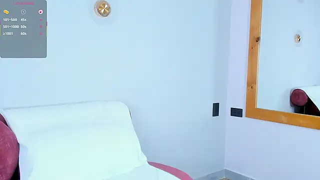 Travis_lenox_ webcam