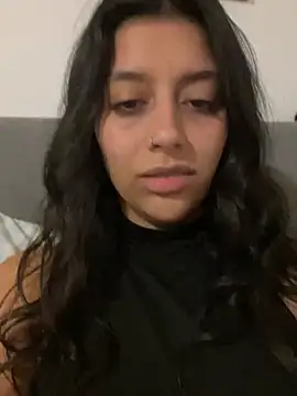 brittanydiaz (F young) - Fingers pussy cum