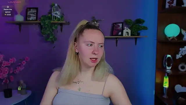 mila_glow1 (G teen) - show boobs