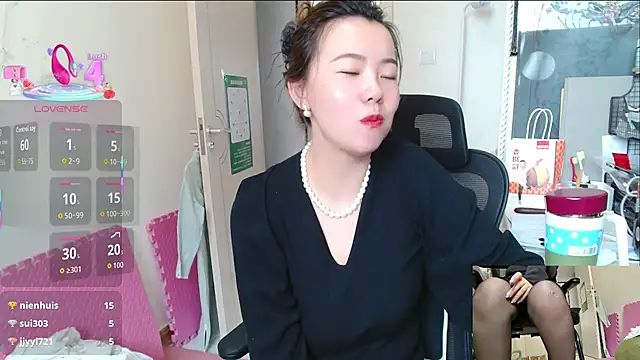 sallycui - Sallycui's free webcam - UK Sex Cams