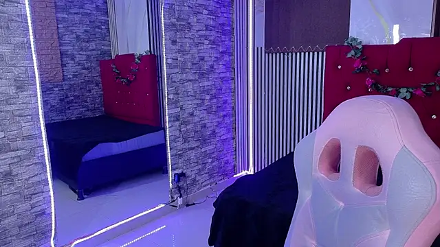 mia_hernnandez webcam