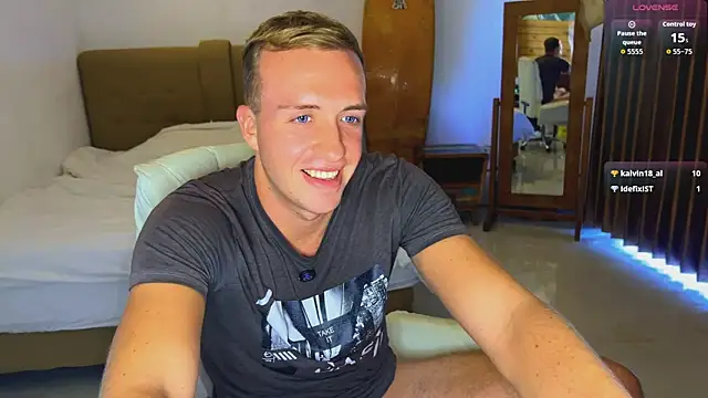 tommy_cumfinger webcam