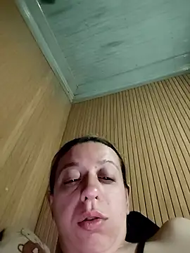 TheBunnyAndTheMaster webcam