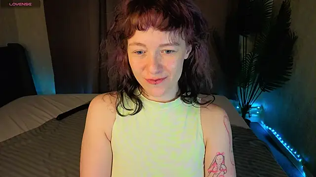 Ricki_Bloom webcam