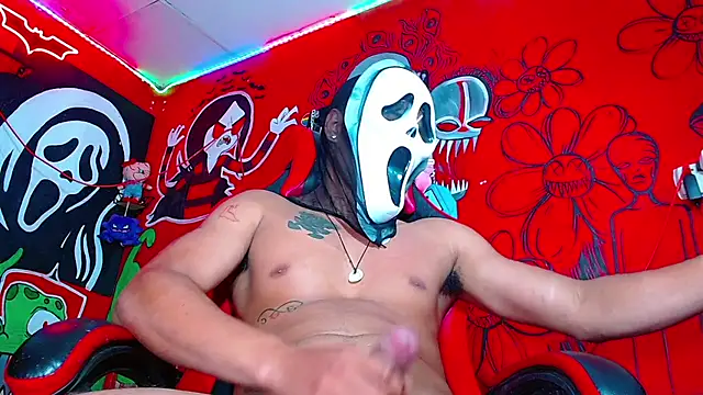 Nikkithebeastx webcam