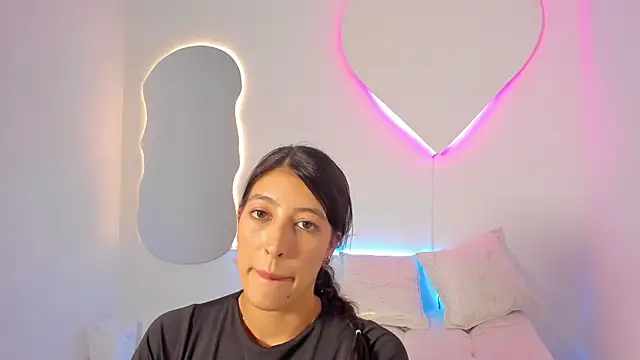 adharahamilton_ - AdharaHamilton_'s free webcam - UK Sex Cams