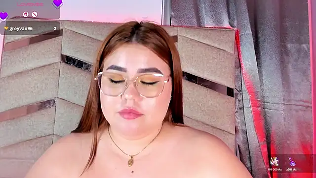 MadissonLee__ webcam