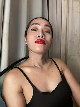 RomanticPearlTS webcam