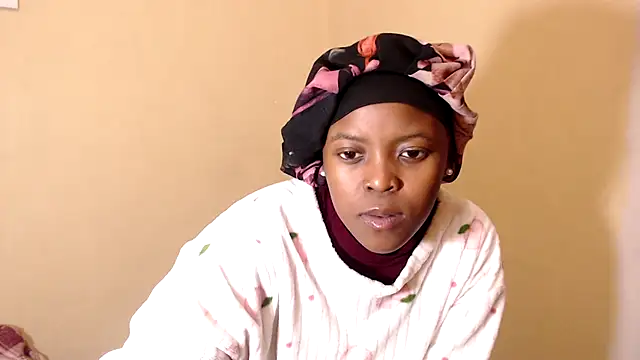 Hourglass_body webcam