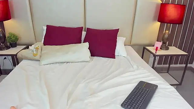 paulette_bustamante webcam