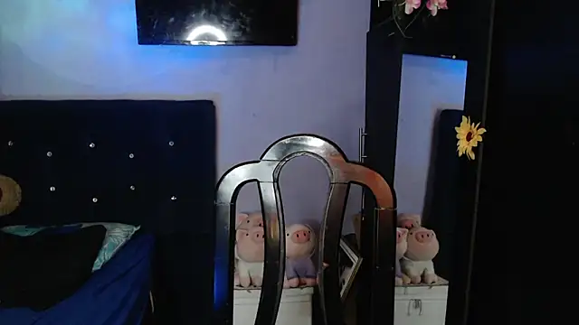 angelique_klane - ANGELIQUE_KLANE's free webcam - UK Sex Cams