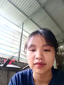 pretty-haert - Pretty-haert's free webcam