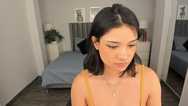 renee_shelby_ webcam