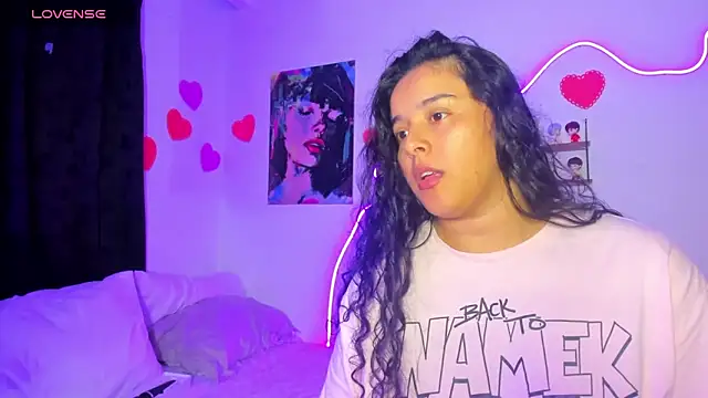 Dilan_and_Mia webcam