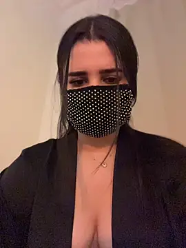 Webcam Model (GLAMOURk)  is live.Free join now!