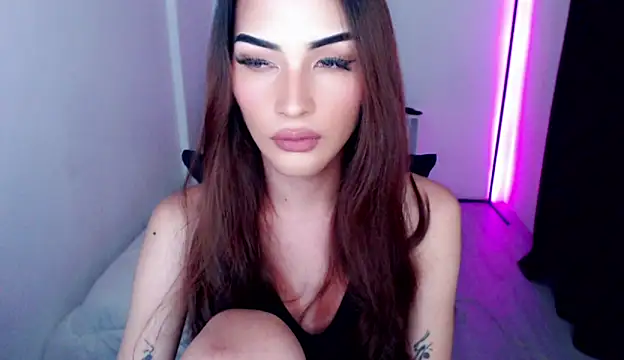 Alicegreenexx live sex cam