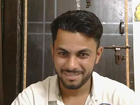 Stubborndesiboy webcam