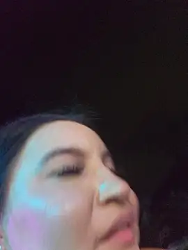 Pretty_Julieta webcam