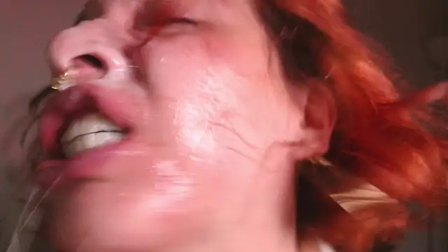 bri_von_dhara__ webcam