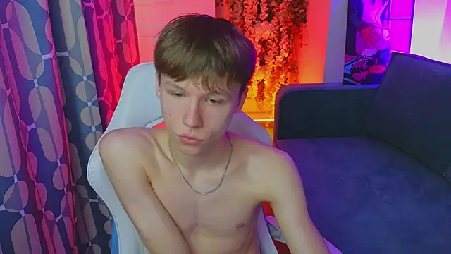 cuMte_boy webcam