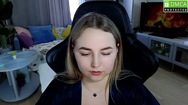 mira_mermayd - Mira_Mermayd's free webcam - UK Sex Cams