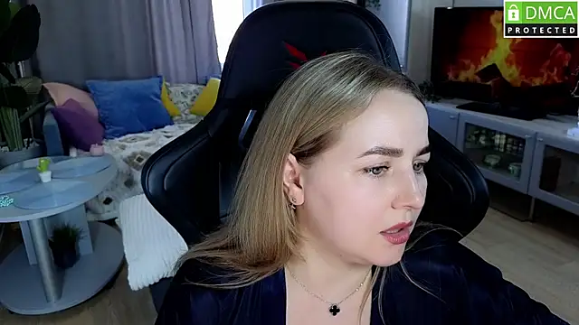 mira_mermayd - Mira_Mermayd's free webcam - UK Sex Cams