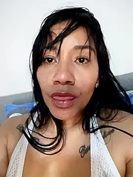 violettaa_millerss webcam