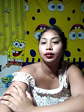 UrSweetAsianLady_02 webcam