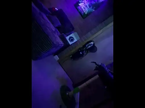 chronic_vibez webcam